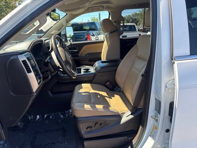 Used 2019 GMC Sierra 3500 Denali w/ Duramax Plus Package AWD/4WD image 15