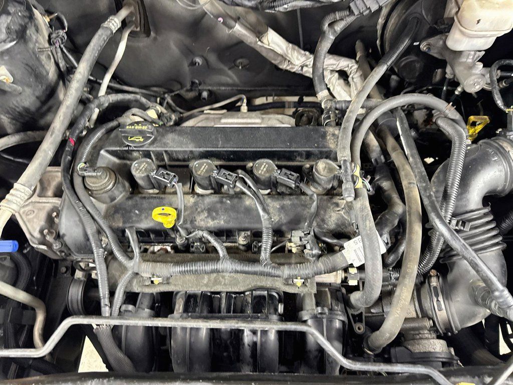 Used 2011 Ford Escape XLT w/ 201A Rapid Spec Order Code FWD image 33