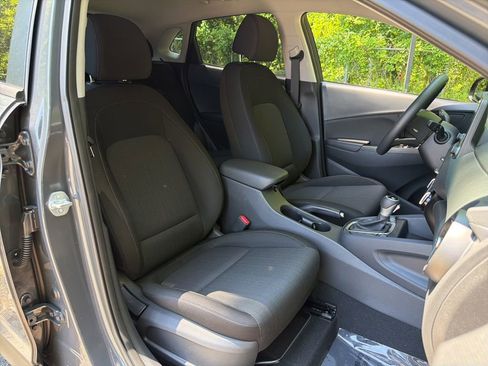 Certified 2023 Hyundai Kona SEL AWD/4WD image 9