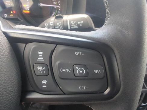 Used 2025 Jeep Wrangler Unlimited Rubicon 4xe w/ Safety Group AWD/4WD image 32