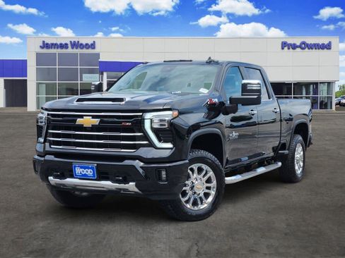 Certified 2025 Chevrolet Silverado 2500 LT w/ Z71 Chrome Sport Edition AWD/4WD image 1