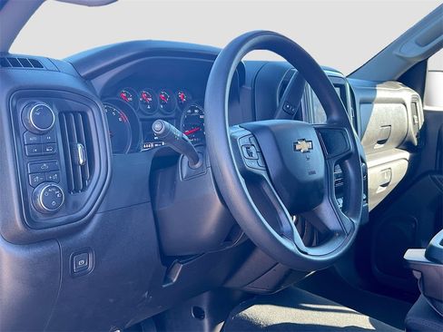 Used 2025 Chevrolet Silverado 1500 Custom w/ Turbomax Blackout Package image 9