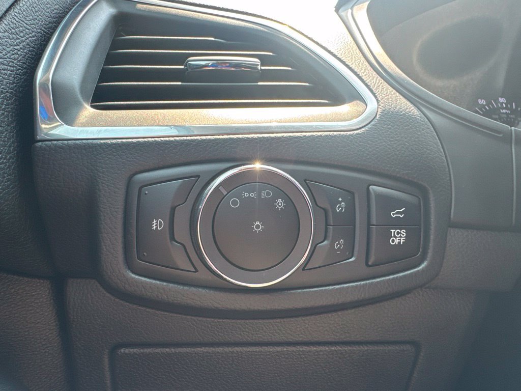 Certified 2024 Ford Edge Titanium AWD/4WD image 10