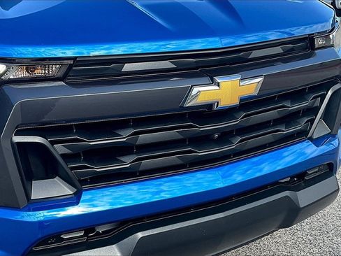 Used 2024 Chevrolet Colorado LT w/ LT Convenience Package III image 34