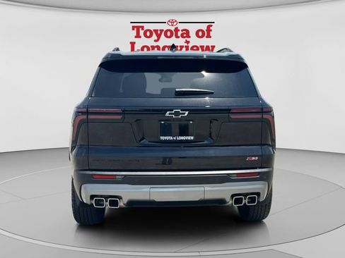 Used 2024 Chevrolet Traverse Z71 AWD/4WD image 4