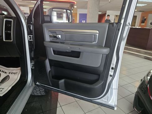 Used 2016 RAM 1500 Big Horn AWD/4WD image 12