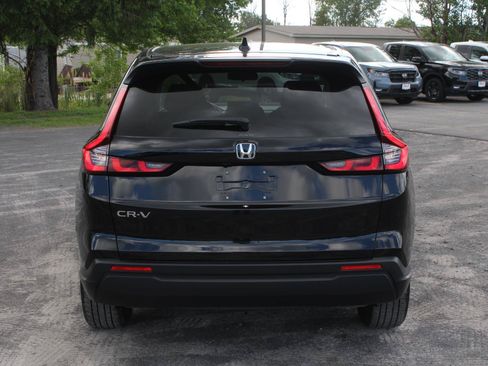 Used 2025 Honda CR-V EX image 6