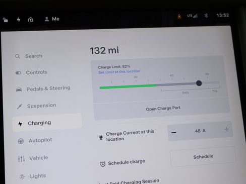Used 2018 Tesla Model S 75D AWD/4WD image 22