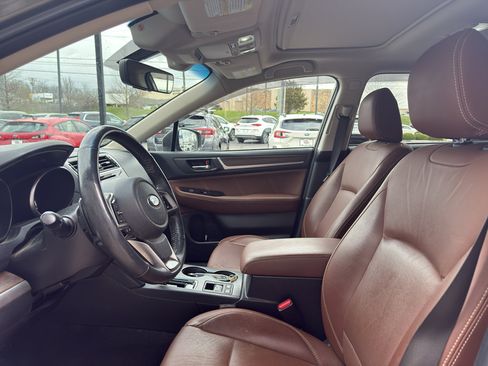 Used 2018 Subaru Outback 3.6R Touring w/ Popular Package #3 image 7