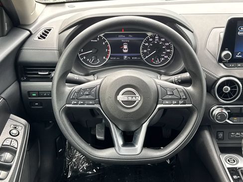 Used 2024 Nissan Sentra SV FWD image 23