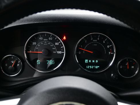 Used 2017 Jeep Wrangler Unlimited Sahara w/ Quick Order Package 24E Chief AWD/4WD image 23