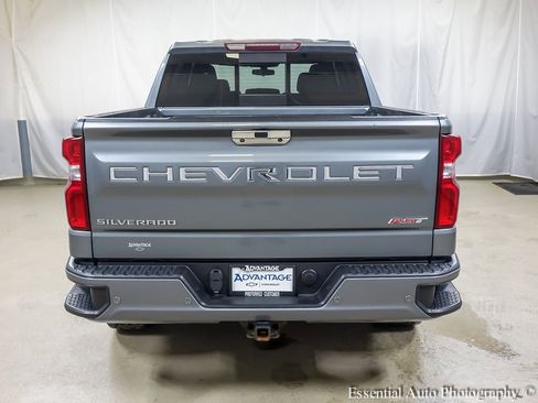 Used 2021 Chevrolet Silverado 1500 RST w/ Convenience Package II image 6