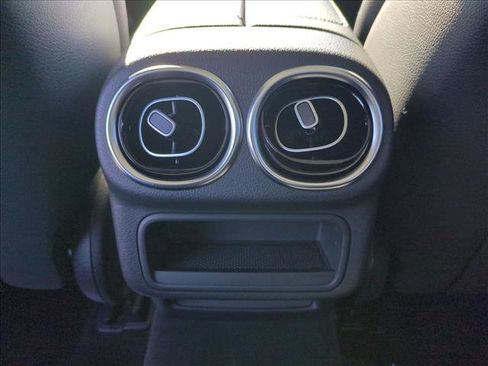 Certified 2023 Mercedes-Benz GLC 300 image 20