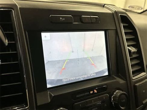 Used 2020 Ford F150 XLT image 23