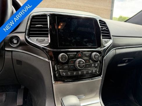 Used 2021 Jeep Grand Cherokee Limited w/ Quick Order Package 28K 80th AWD/4WD image 11