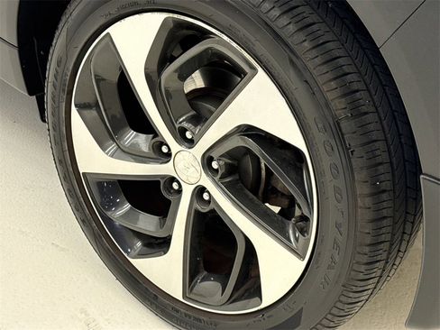 Used 2016 Hyundai Tucson Sport image 13