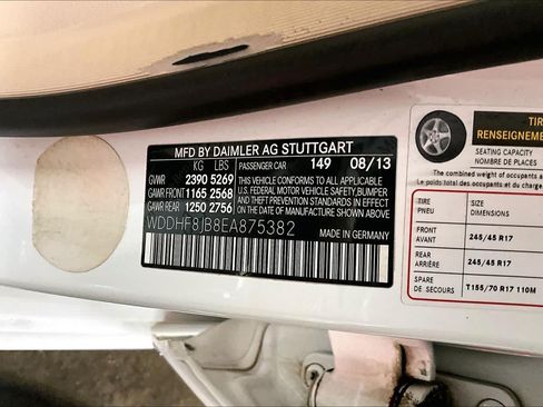 Used 2014 Mercedes-Benz E 350 4MATIC Sedan image 33