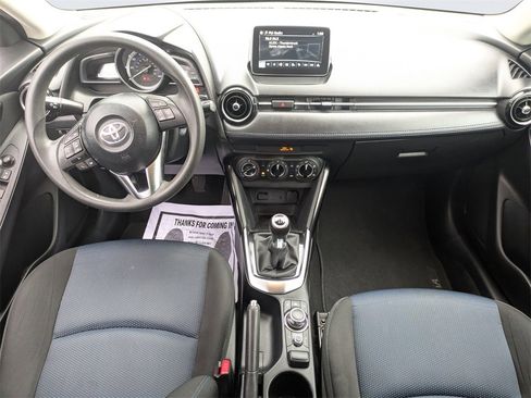 Used 2018 Toyota Yaris iA image 13