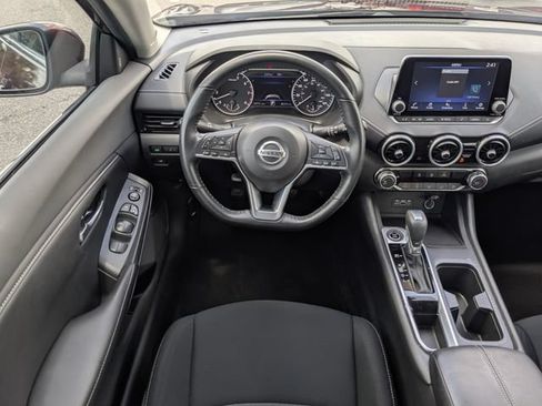 Used 2022 Nissan Sentra SV FWD image 17