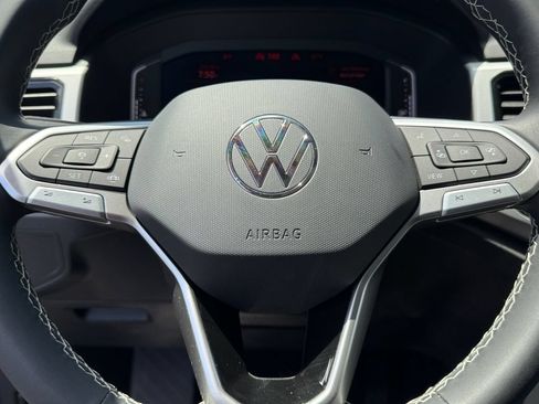 Used 2023 Volkswagen Atlas SE w/ Panoramic Sunroof Package AWD/4WD image 21