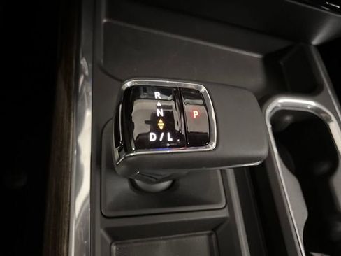 New 2026 GMC Sierra 1500 Elevation w/ Elevation Premium Package AWD/4WD image 16