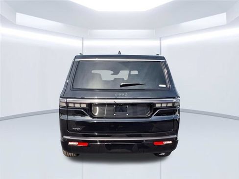 New 2026 Jeep Grand Wagoneer 4WD w/ Premium Group I image 19