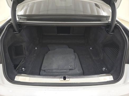Used 2025 Audi A8 L 3.0T w/ Executive Package AWD/4WD image 12