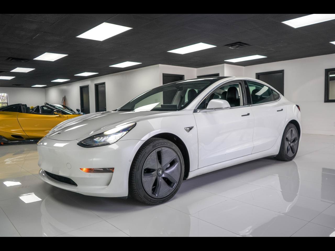 Used 2020 Tesla Model 3 Performance AWD/4WD image 1