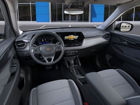 New 2026 Chevrolet TrailBlazer LT w/ Convenience Package FWD image 15