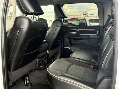 Used 2024 RAM 2500 Laramie AWD/4WD image 13