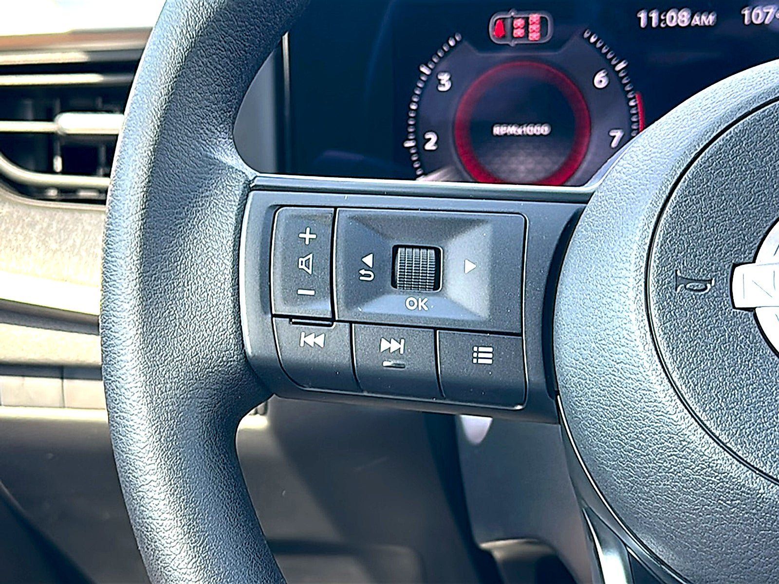 New 2027 Nissan Kicks SV w/ SV Premium Package FWD image 20