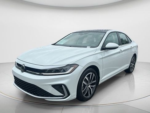 New 2026 Volkswagen Jetta SE image 9