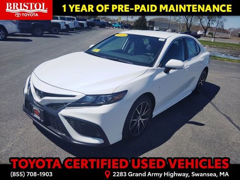 Certified 2024 Toyota Camry SE w/ Cold Weather Package FWD image 3