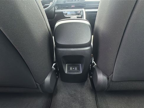 New 2026 Hyundai Elantra Sport FWD image 23