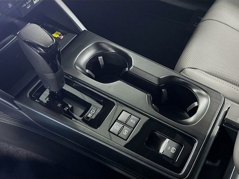 New 2026 Subaru Outback Limited image 15