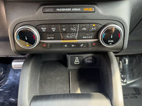 Used 2024 Ford Escape ST-Line image 28