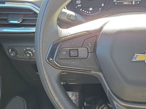 Used 2021 Chevrolet TrailBlazer LT w/ Convenience Package image 19