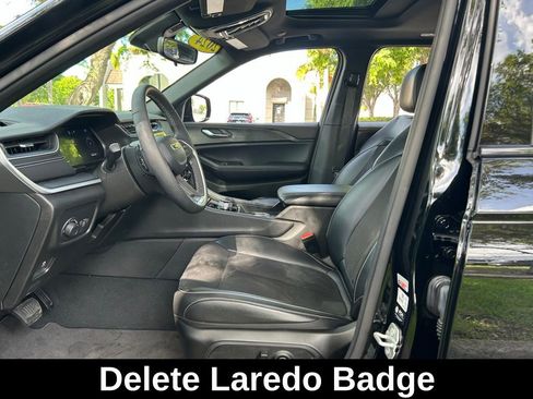 Certified 2024 Jeep Grand Cherokee Altitude image 18