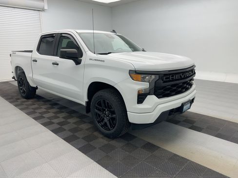 Certified 2023 Chevrolet Silverado 1500 Custom image 7