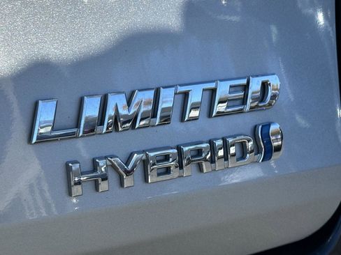 Certified 2023 Toyota Sienna Limited image 50