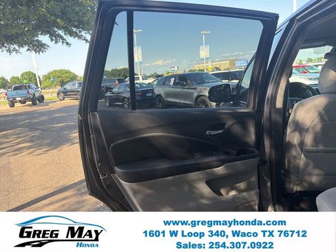 Used 2021 Honda Pilot EX image 23