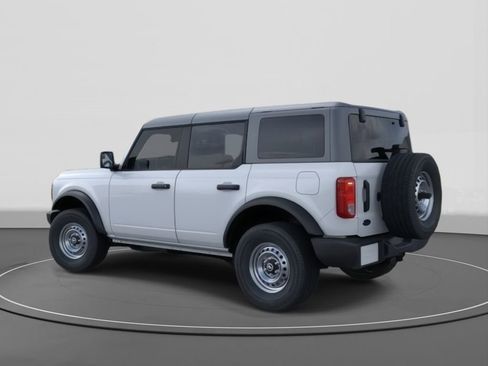 New 2025 Ford Bronco Base image 4