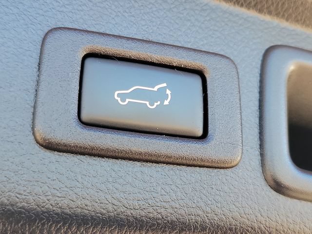 Used 2017 Subaru Forester 2.0XT Touring AWD/4WD image 38