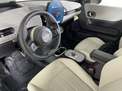 Used 2025 MINI Cooper S image 11