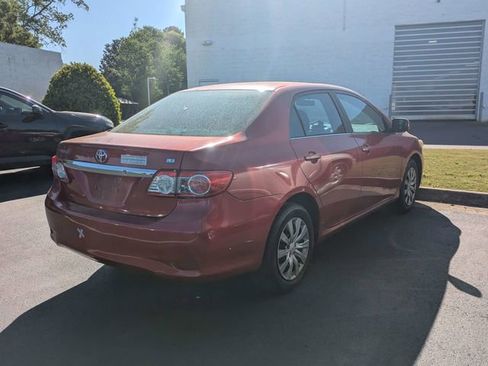 Used 2013 Toyota Corolla LE image 3