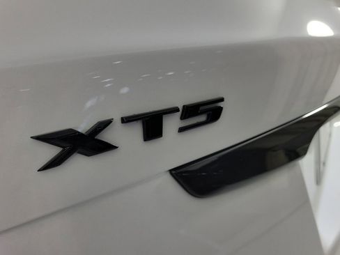 New 2026 Cadillac XT5 Luxury FWD image 5