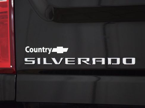 Used 2024 Chevrolet Silverado 2500 High Country w/ Technology Package AWD/4WD image 26