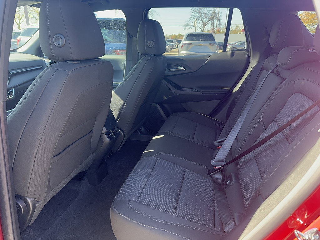 New 2027 Chevrolet Equinox LT AWD/4WD image 10