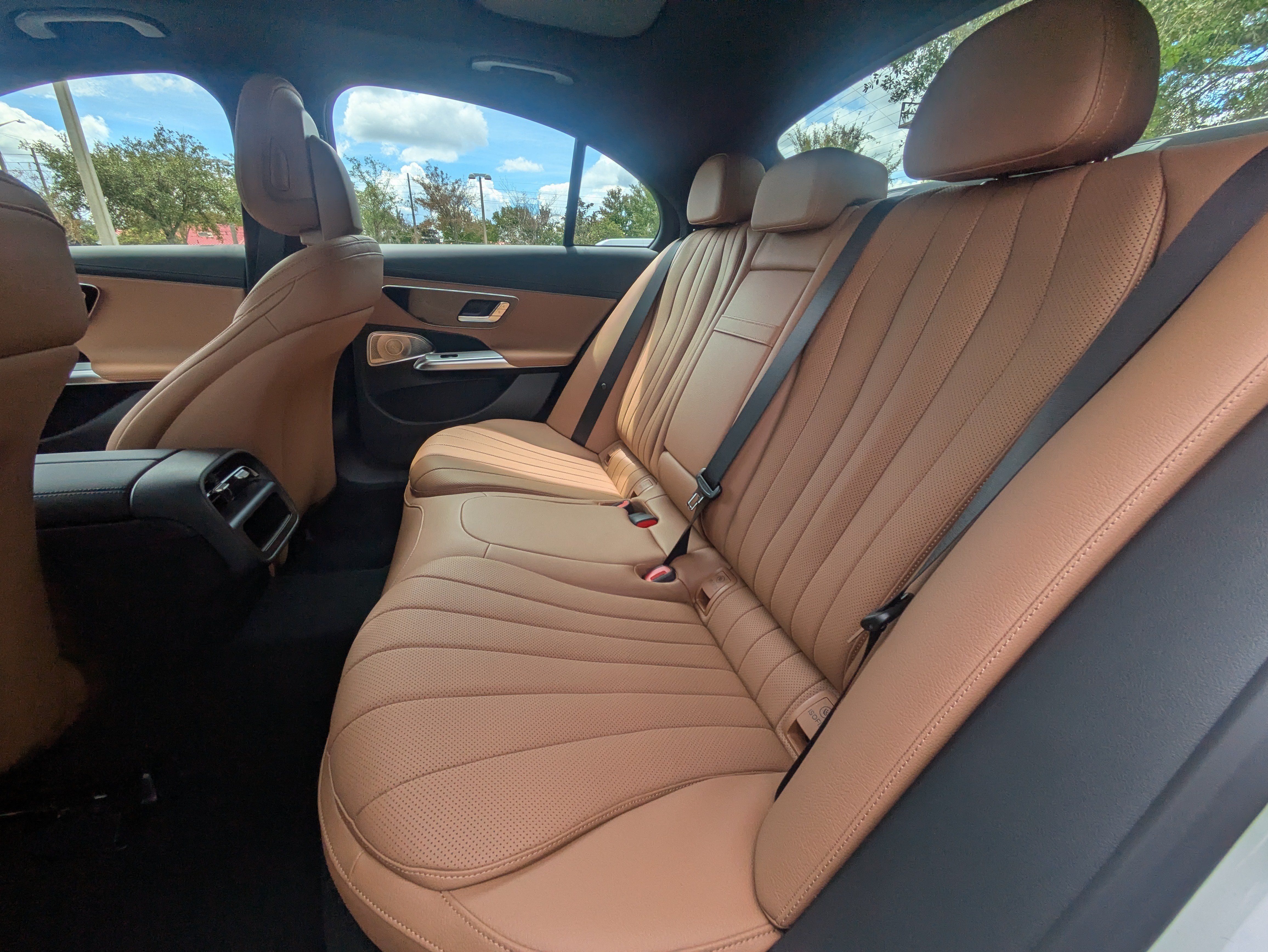 New 2027 Mercedes-Benz E 350 Sedan image 12