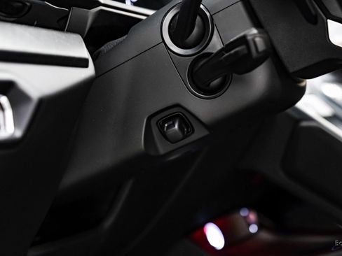 Used 2021 Lamborghini Urus image 50